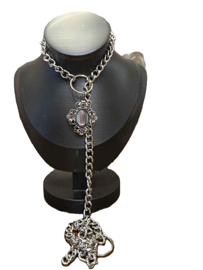 gem choker